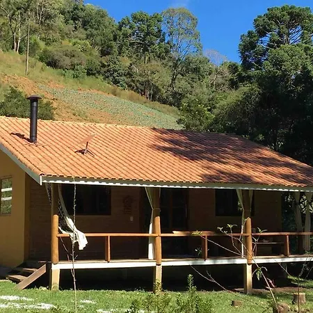 Casa Cipreste No Refugio Pinheiro Beira Rio Sapucai-Mirim Exterior photo